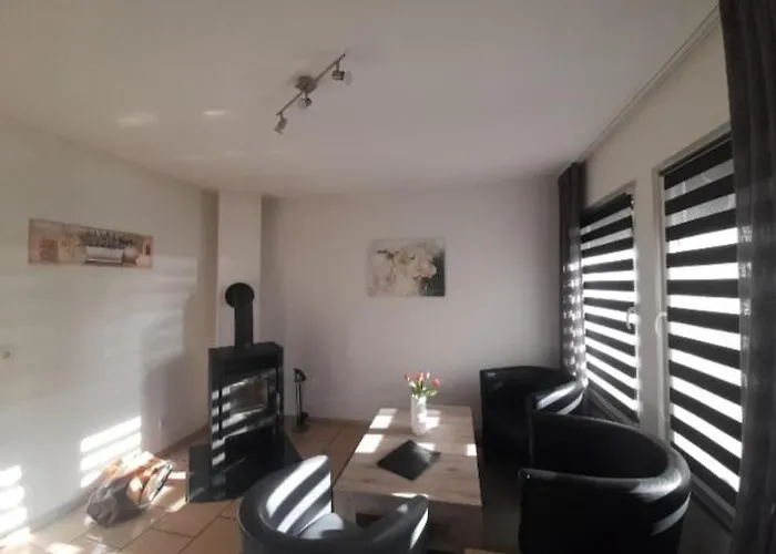 Am Waldesrand Mit Und Ohne Garten Knusperhäuschen, Teufelsloch, Walpurgishütte, Brockenhütte * Wernigerode