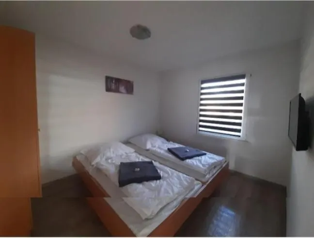 Am Waldesrand Mit Und Ohne Garten Knusperhäuschen, Teufelsloch, Walpurgishütte, Brockenhütte Ferienhaus Wernigerode