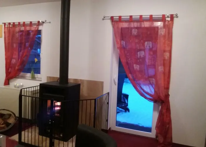 Am Waldesrand Mit Und Ohne Garten Knusperhäuschen, Teufelsloch, Walpurgishütte, Brockenhütte Ferienhaus Wernigerode